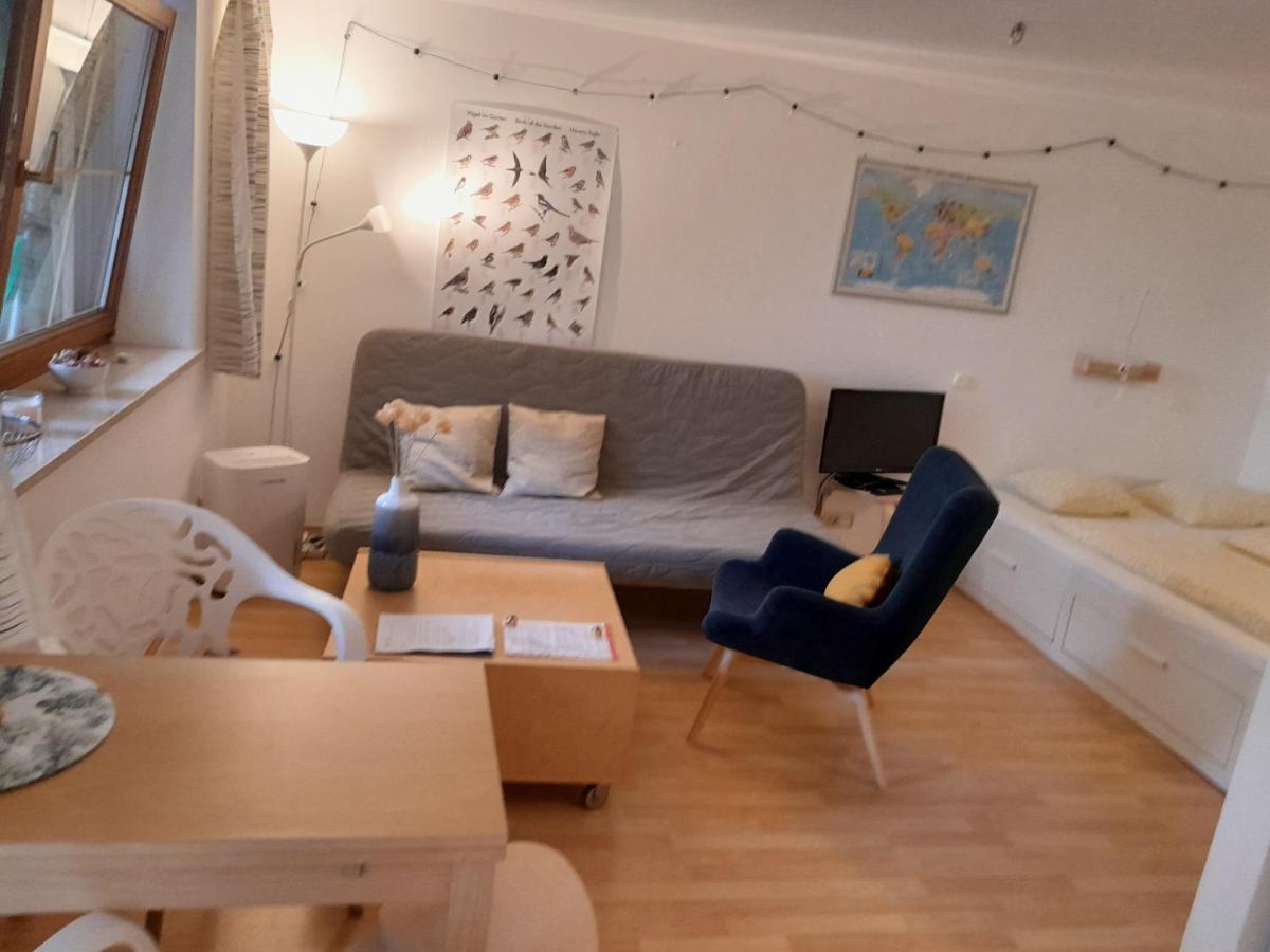 Apartment Mit Kueche Und Balkon Oder Terrasse, Ruhig Und Gut Erreichbar Piding Exterior photo